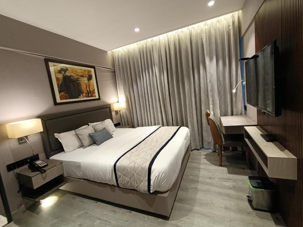Room image 5