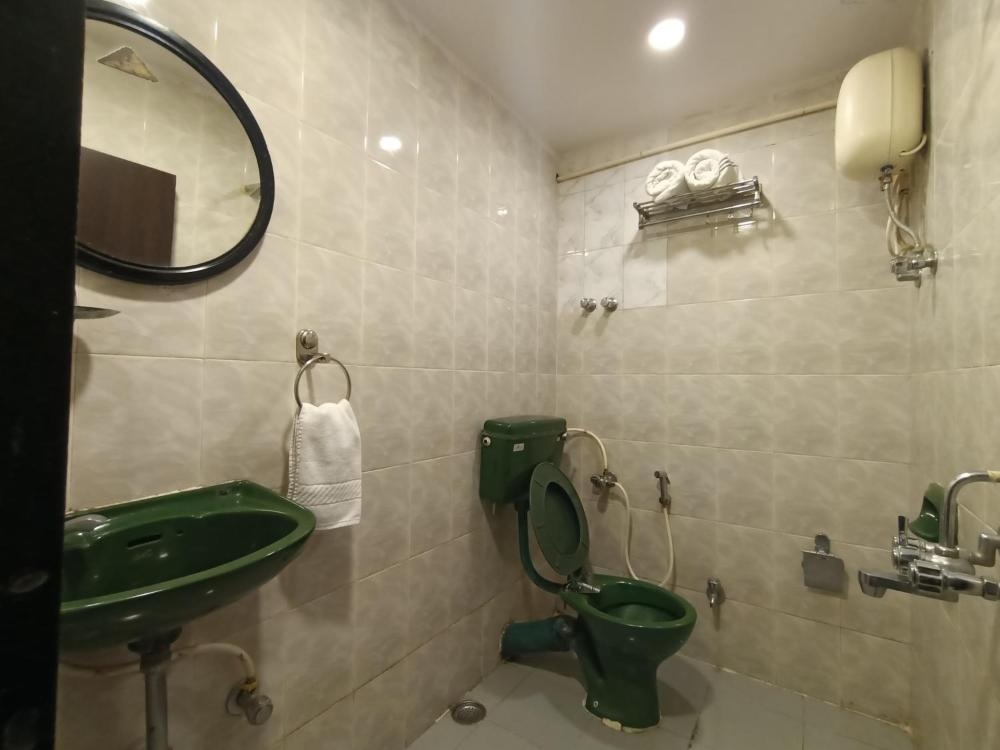 Hotel Highway Inn Andheri East